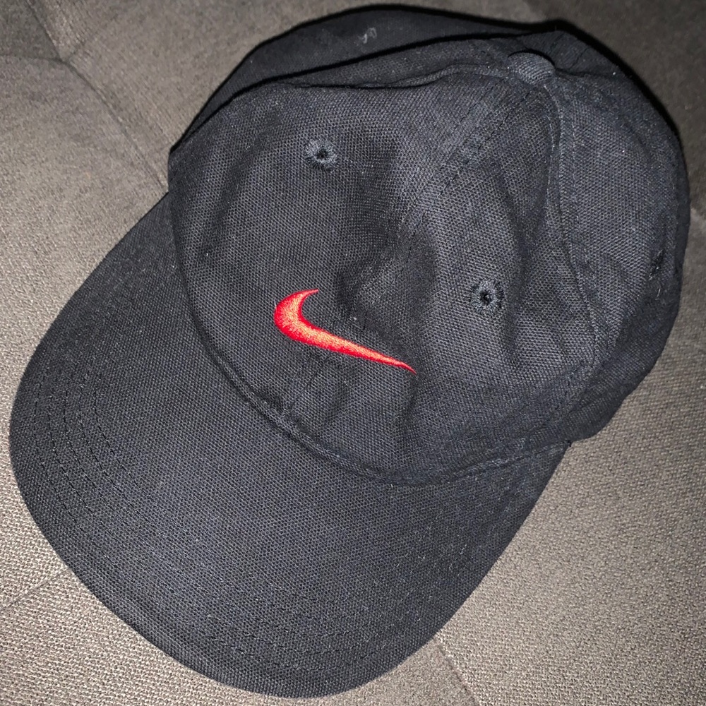 Vintage Nike White Tag Strapback Hat
